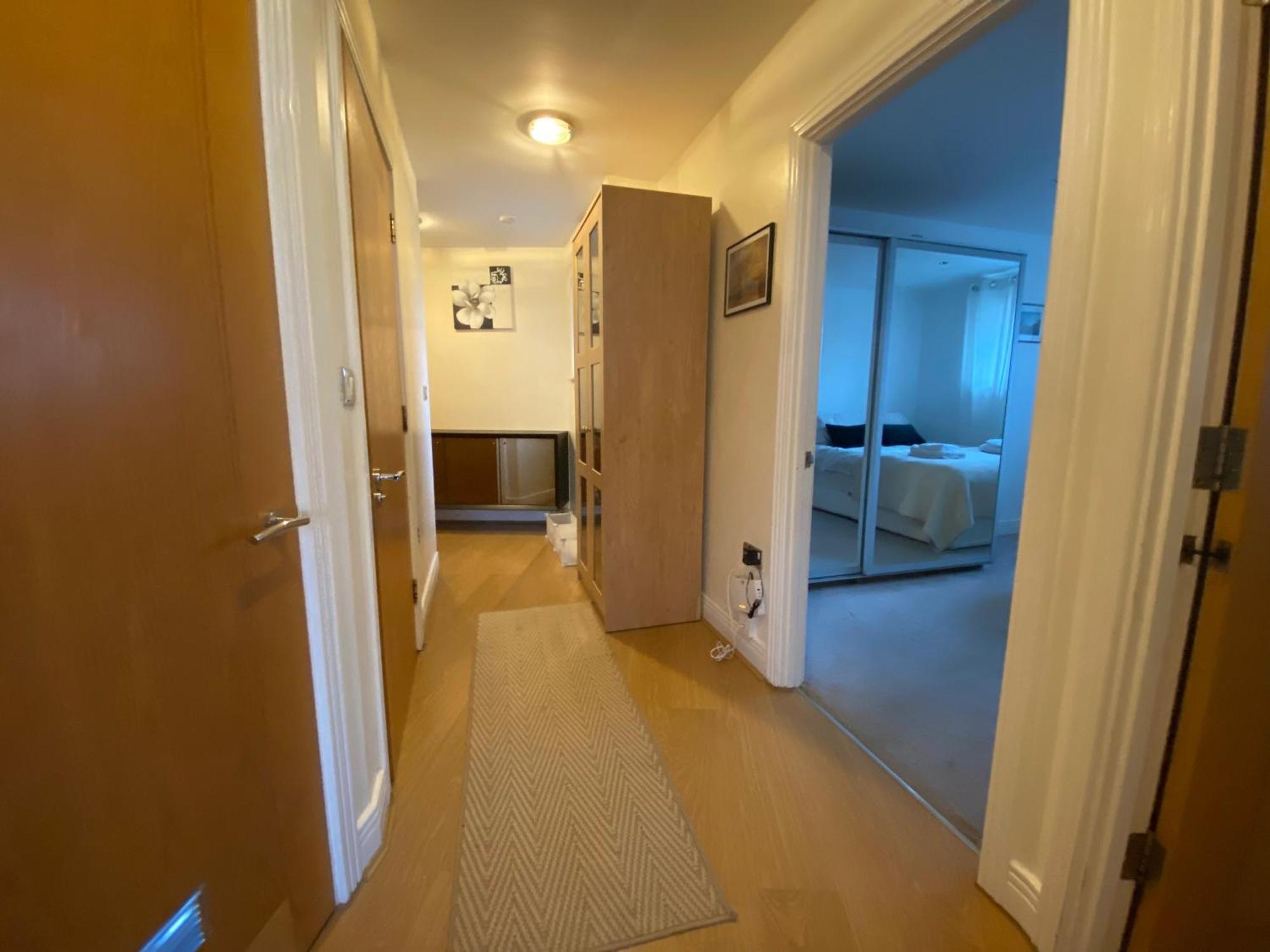 Riverside Apartment-2 Bed-freep-balcony Appartamento Londra