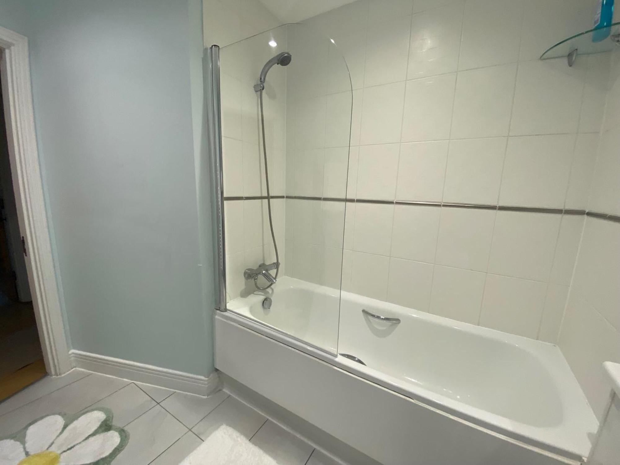 Appartamento Riverside Apartment-2 Bed-freep-balcony Londra