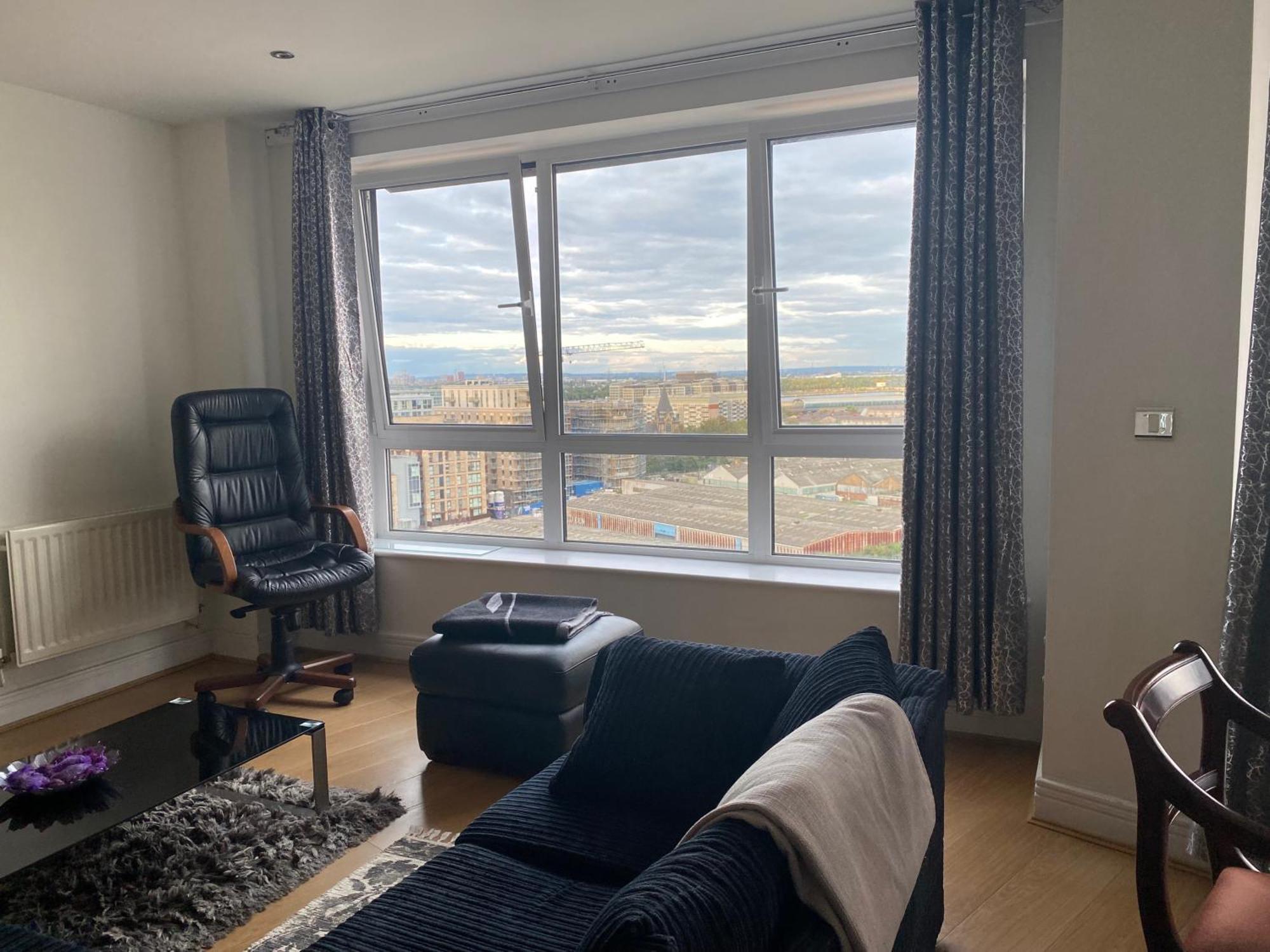Apartament Riverside Apartment-2 Bed-freep-balcony Londra